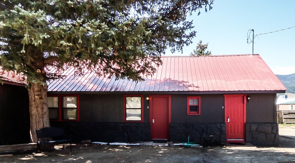 The Gold Pan Motel - photo 68
