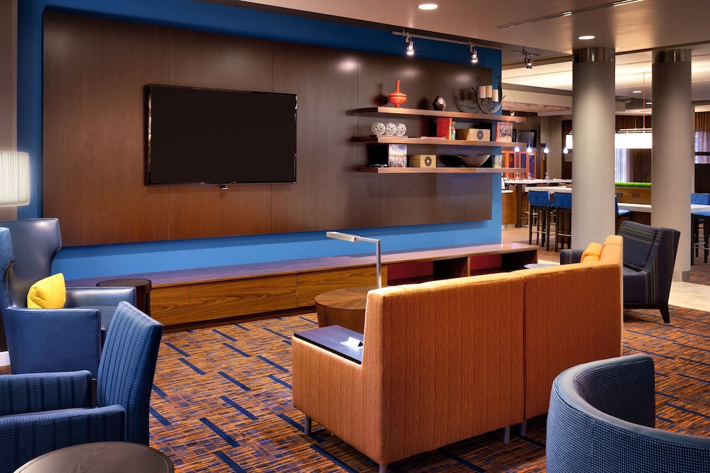 Courtyard Lehi at Thanksgiving Point - photo 3