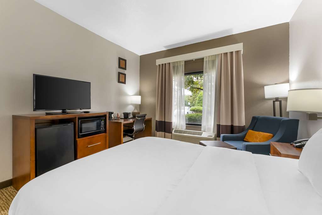 Comfort Inn Brownsville I 40 - photo 11