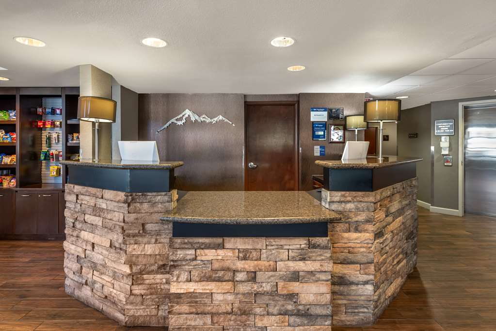 Best Western Plus Peak Vista Inn & Suites - photo 52