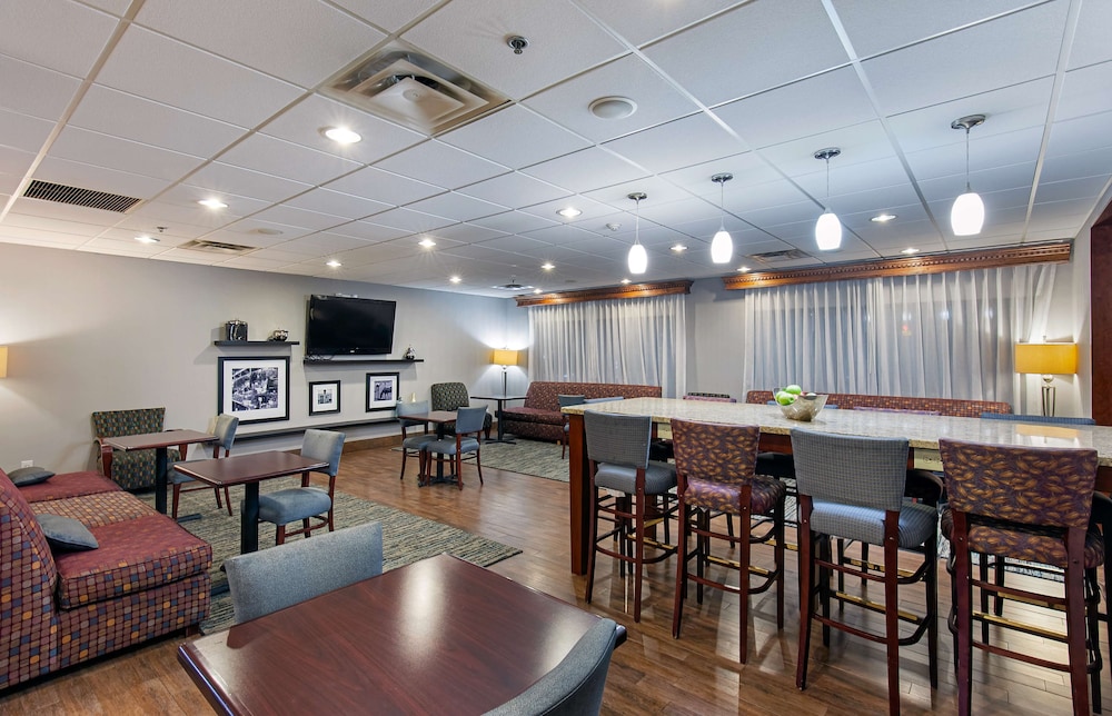 Hampton Inn Corbin KY - photo 27