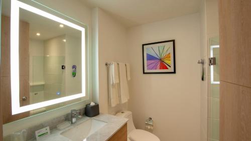 Holiday Inn Hotel And Suites Merida La Isla By IHG