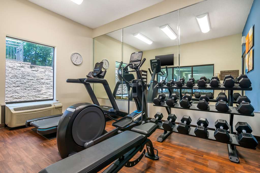 Comfort Suites Jefferson City - photo 67