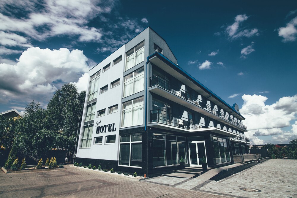 Zinedine Sport Hotel in Uzhgorod, Ukraine