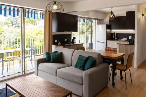 Le Mimosa Calm Spacious 200m From the Sea Parking