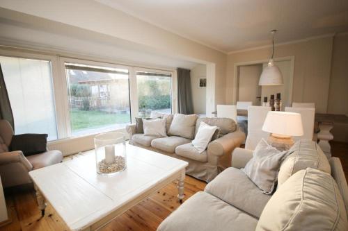 Ferienwohnung Hansa Lounge 18 — 4-Star Luxury Hotel in Scharbeutz, Germany