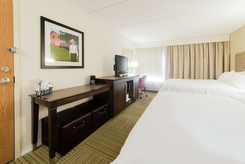 Hampton Inn Caryville I 75 Cove Lake State Park - photo 40