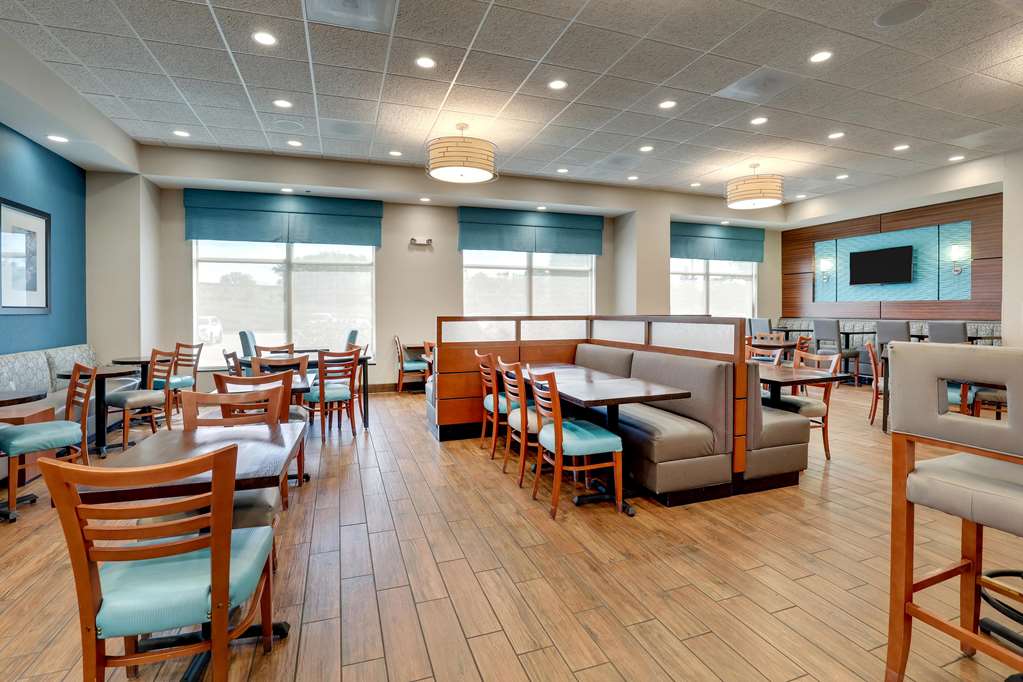Drury Inn & Suites Grand Rapids - photo 13