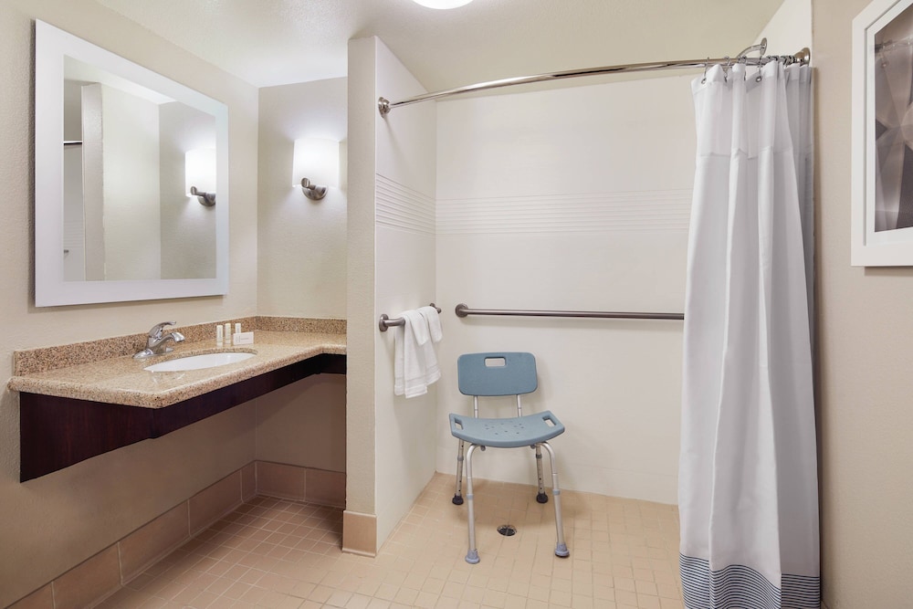 TownePlace Suites Tempe at Arizona Mills Mall - photo 18