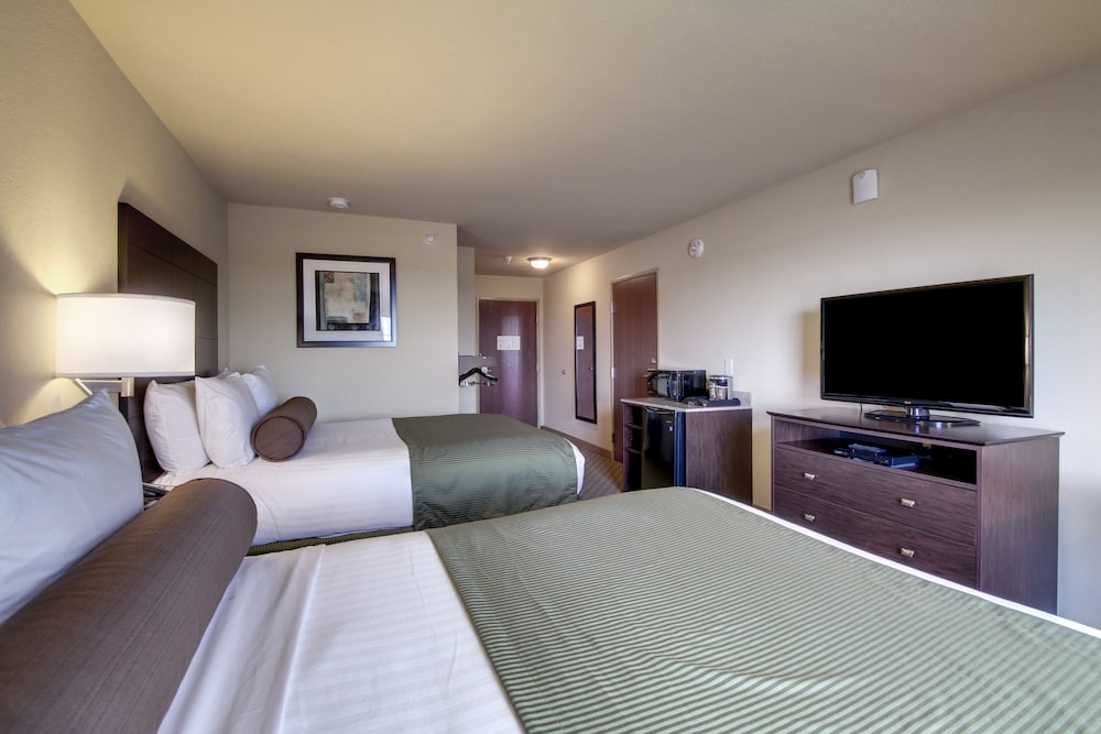 AmericInn by Wyndham Oshkosh - photo 6