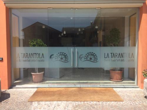 La Tarantola — 4-Star Luxury Hotel in Vermezzo, Italy