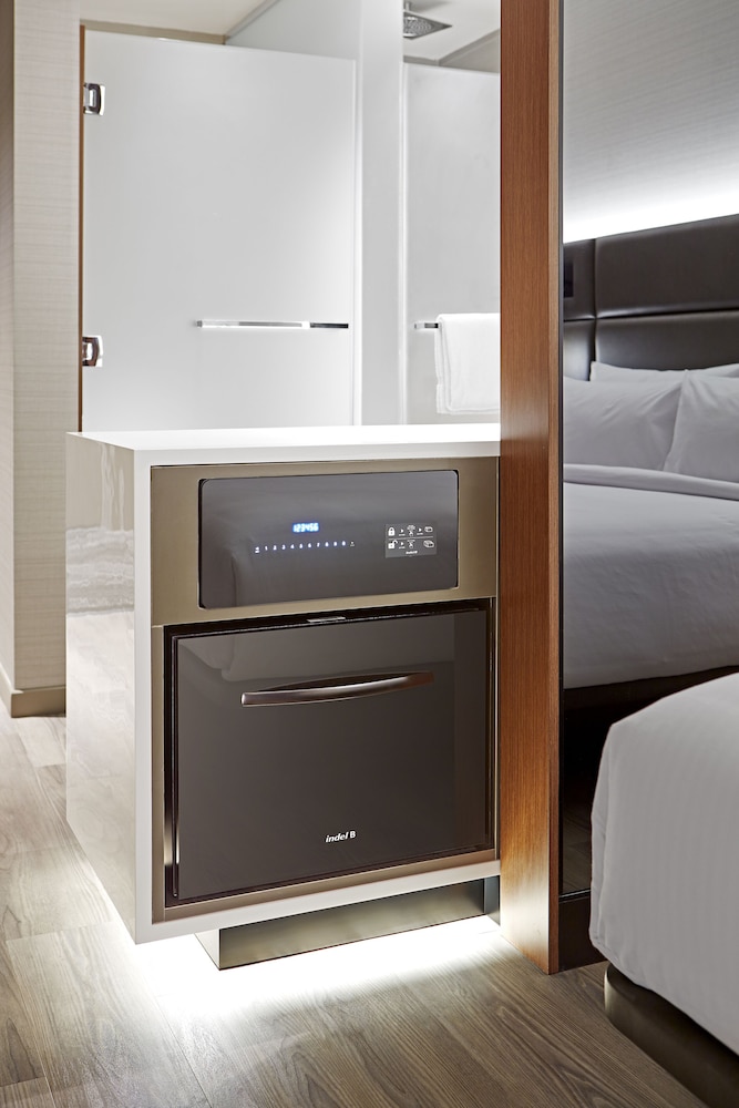 AC Hotel by Marriott San Jose Santa Clara - photo 14