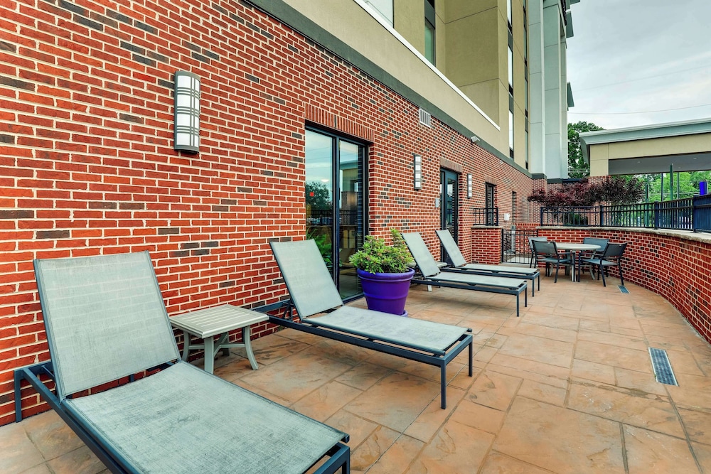 Hampton Inn & Suites Rome - photo 57