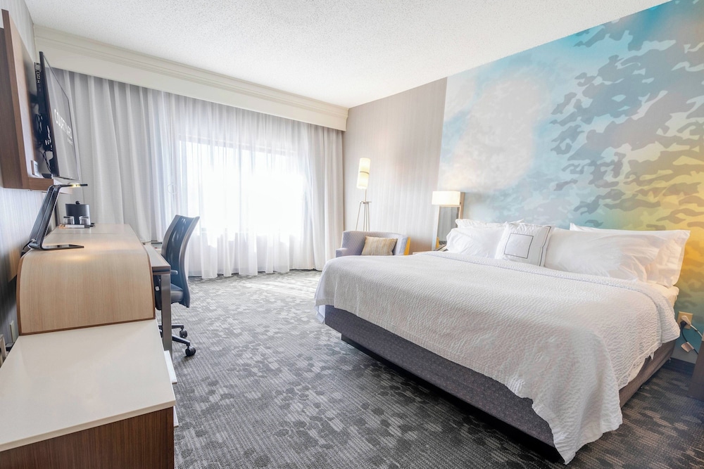 Courtyard by Marriott Cleveland Willoughby - photo 10