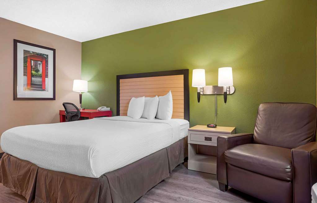 Extended Stay America Suites Houston Med Ctr Greenway Plaza - photo 7