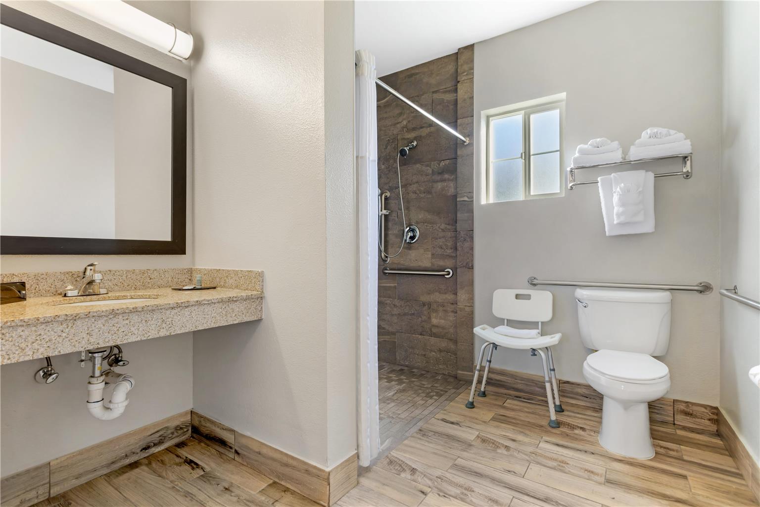 Best Western Kettleman City Inn & Suites - photo 35