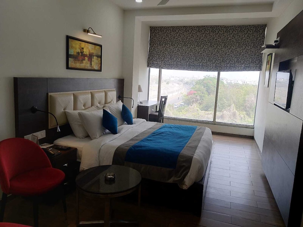 Jb Sky Hiton Inn — Lucknow — photo 4