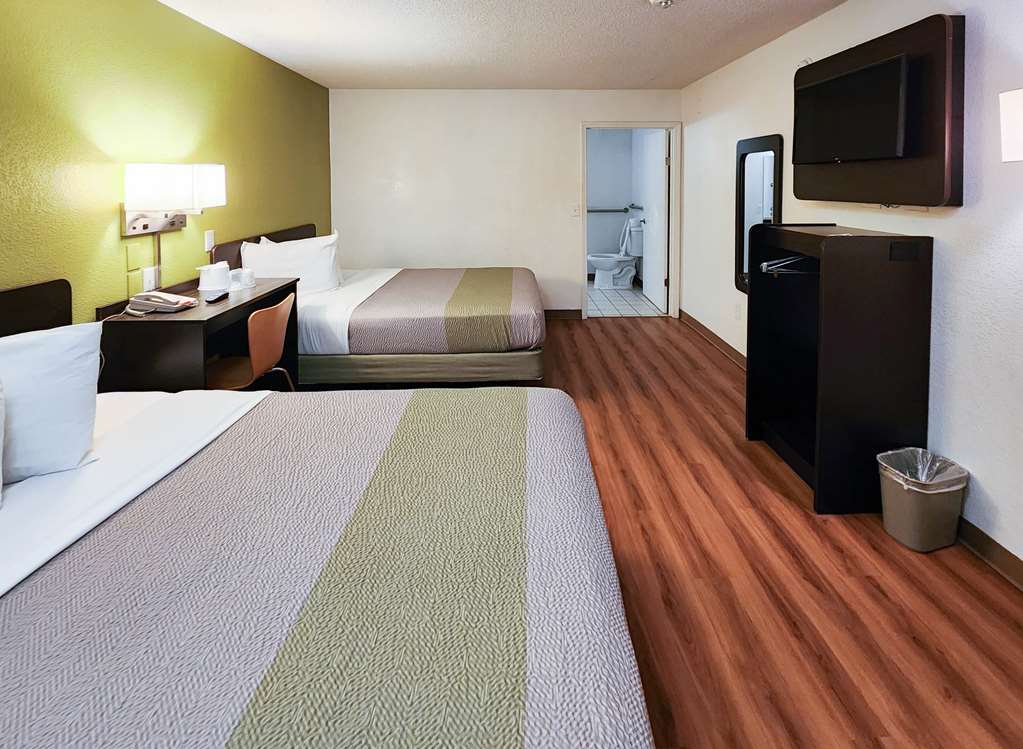 Motel 6 Baytown TX Baytown East - photo 12