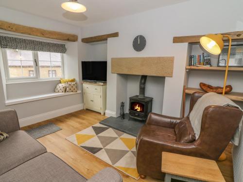 5 Bank Cottage