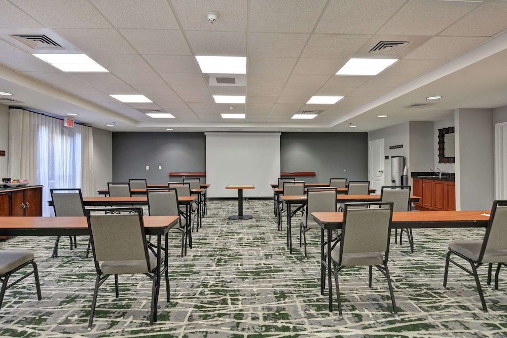 Homewood Suites Reno - photo 52