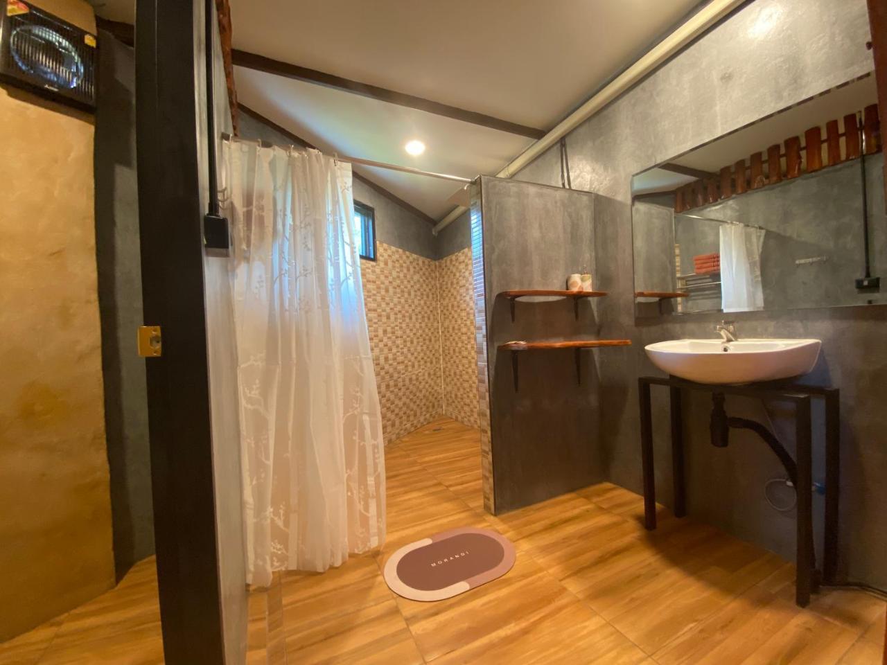 Baan Nork Farmstay บ้านนอก ฟาร์มสเตย์ in Pak Chong, Thailand