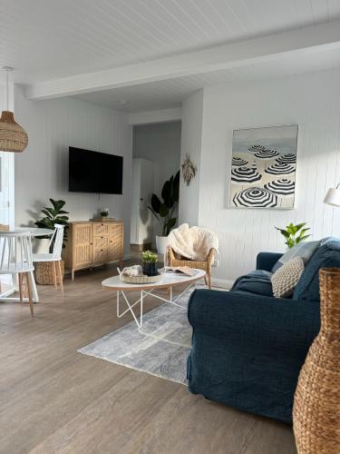 Beach Hut Scamander in Unknown City, Australia