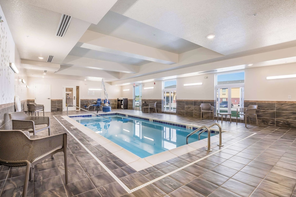 Sleep Inn & Suites Park City Wichita North - photo 49