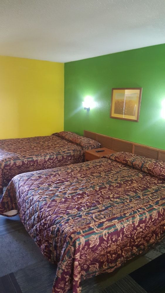 The Derrick Inn - photo 12
