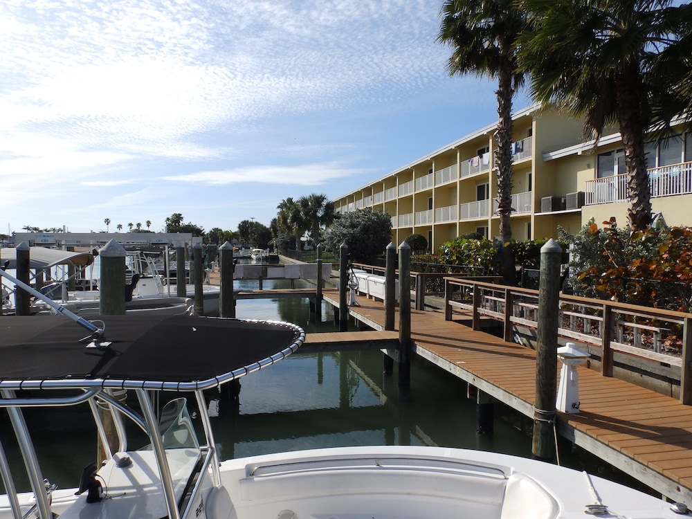 Treasure Island Hotel and Marina - photo 49