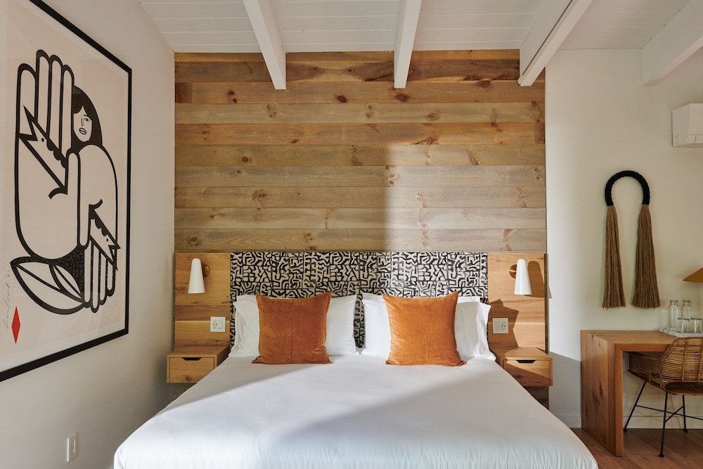Woodstock Way Hotel - photo 16