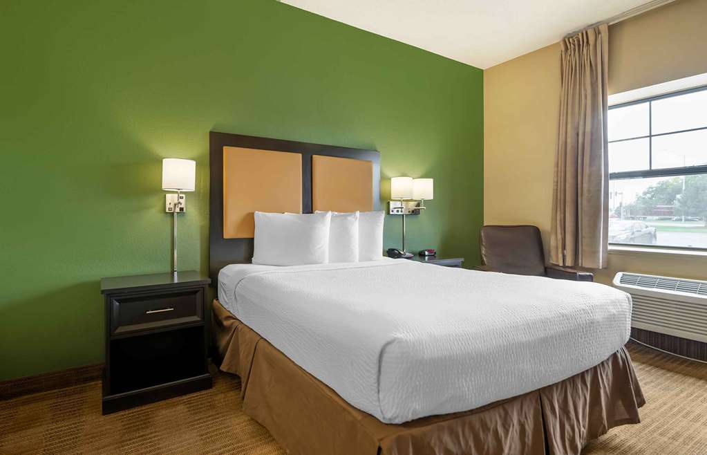 Extended Stay America Select Suites Chicago O'Hare - photo 6