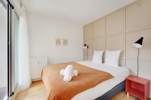 Bel Appartement Design Proche Gare de Lyon Balcon — 4-Star Luxury Hotel in Paris, France