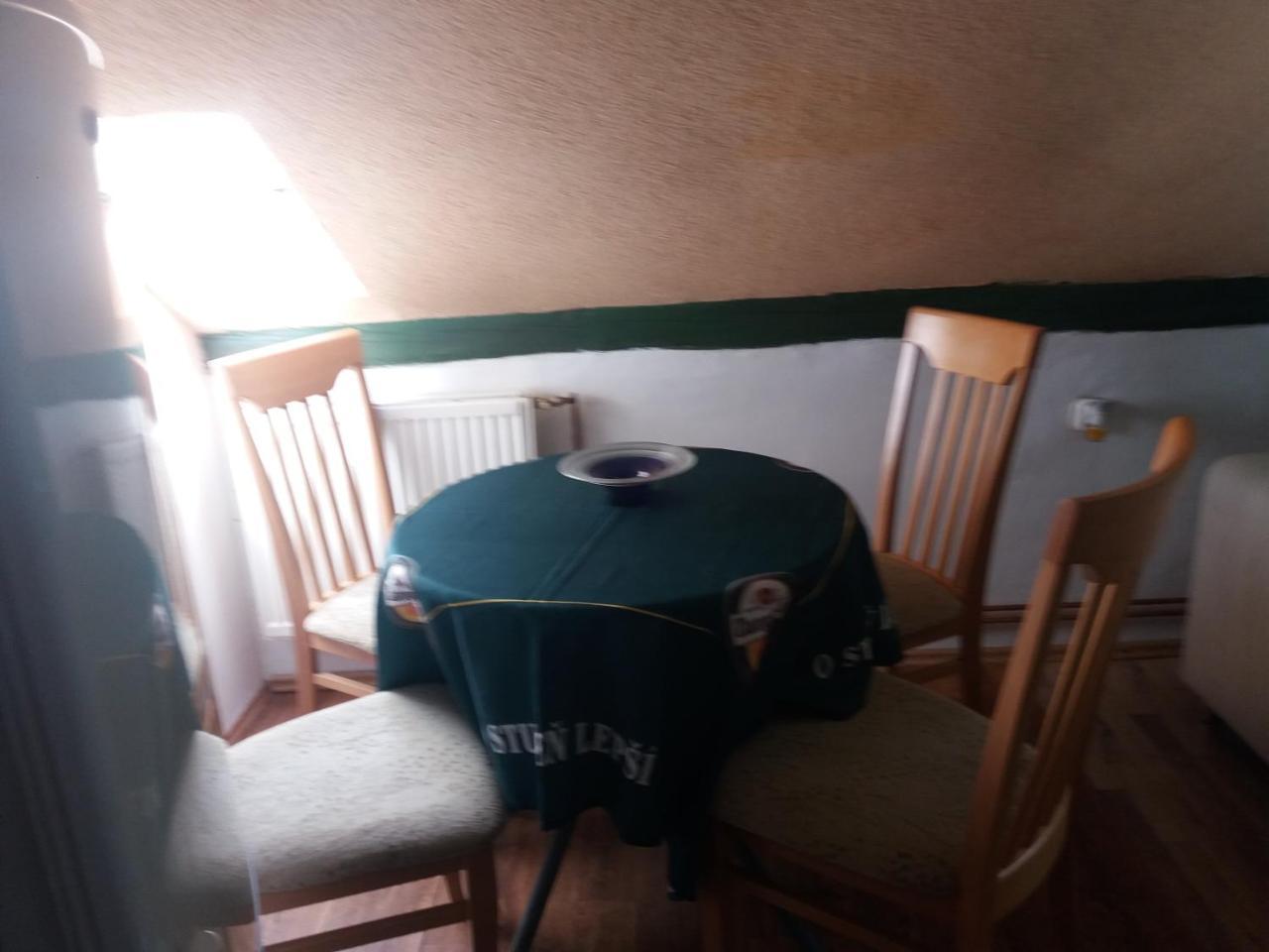 Hospůdka u zastávky Olšinky in Usti Nad Labem, Czech Republic