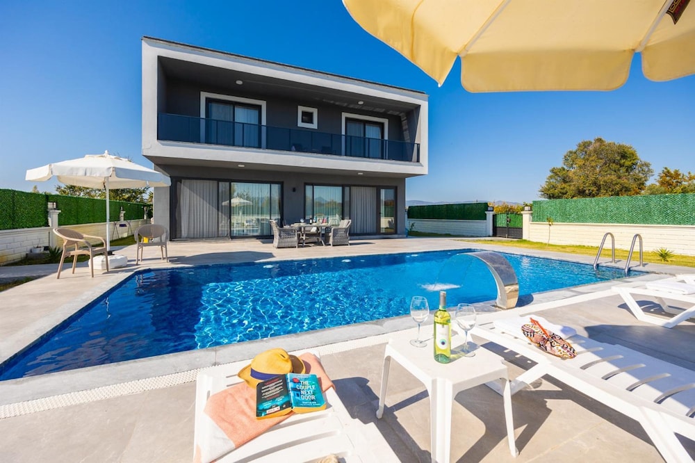 Villa Grand Yasar 4 — 4-Star Luxury Hotel in Okcular, Turkey