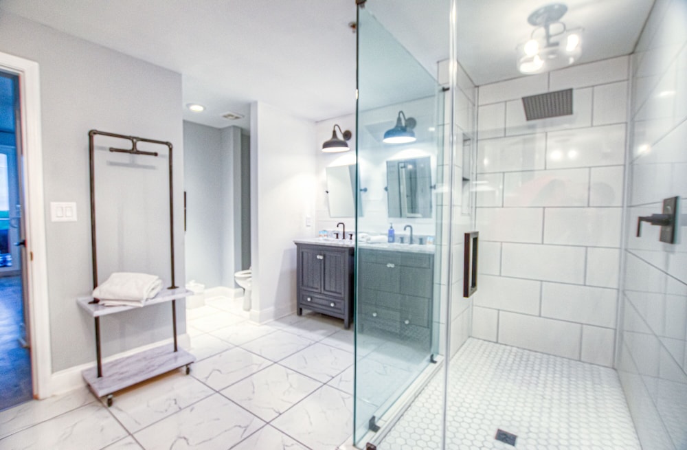Laketown Wharf Resort by Aneliya's Rentals - photo 725