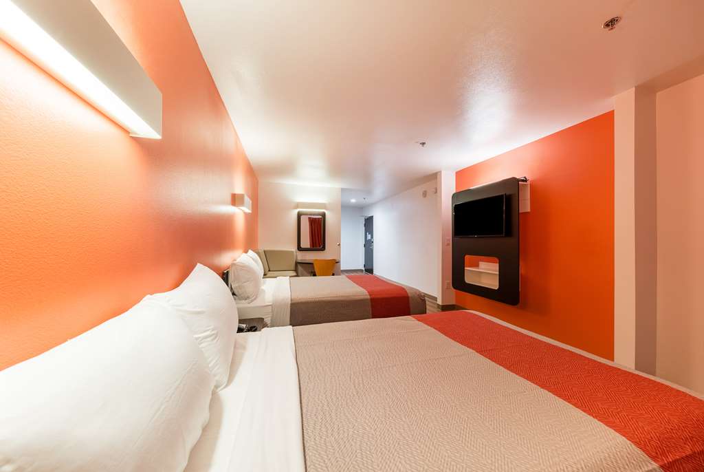 Motel 6 Fort Worth TX North Saginaw - photo 9