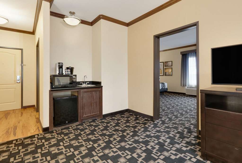 La Quinta Inn & Suites by Wyndham Big Spring - photo 26