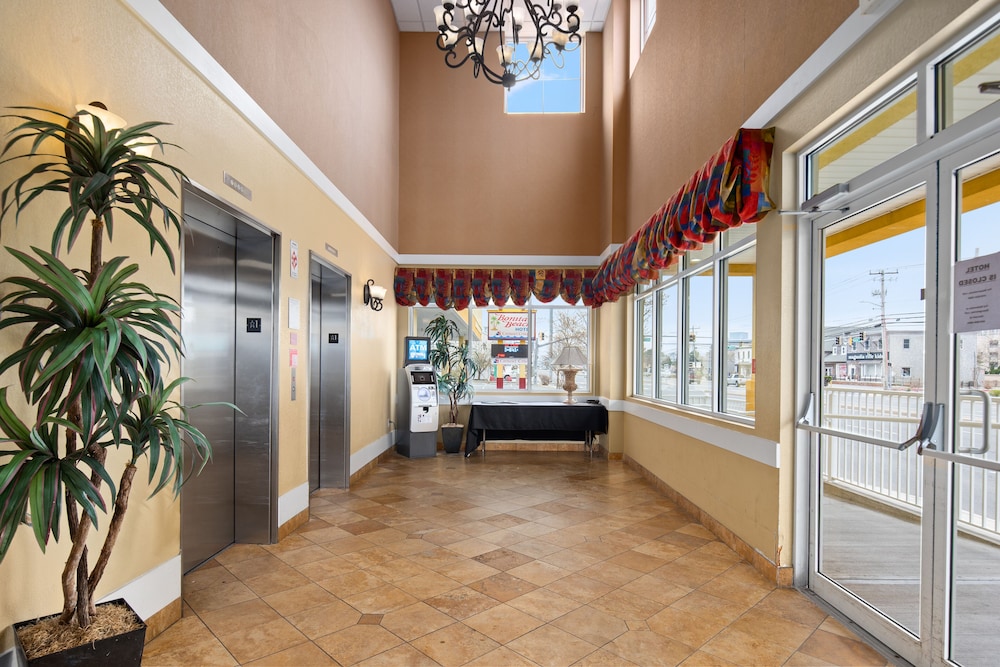 Bonita Beach Hotel - photo 29