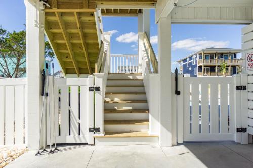 Stairway to Haven by Oak Island Accommodations - photo 46