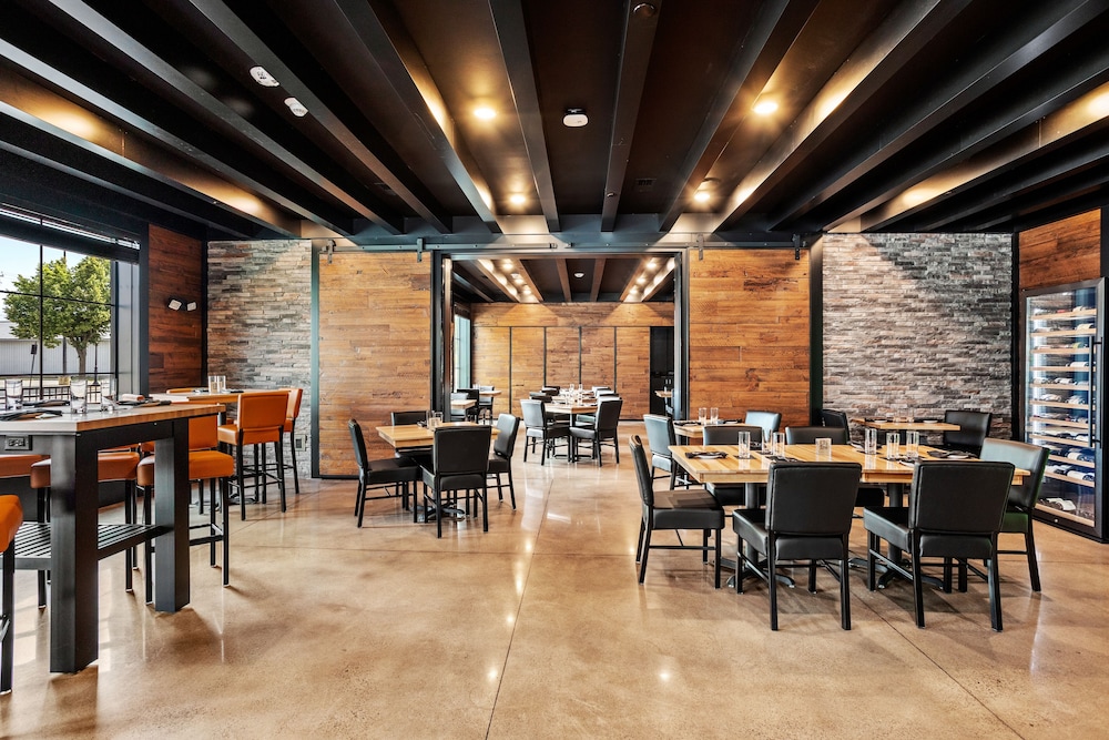 Cobblestone Hotel & Suites De Pere Green Bay - photo 55