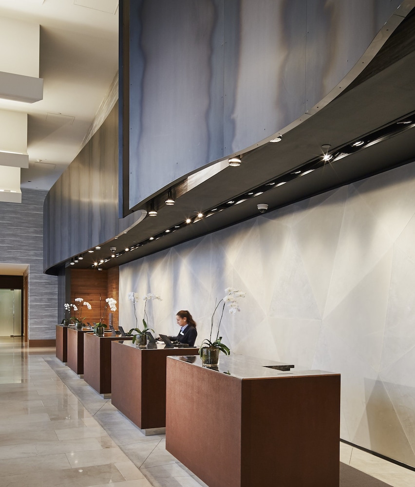 Loews Chicago O'Hare Hotel - photo 7