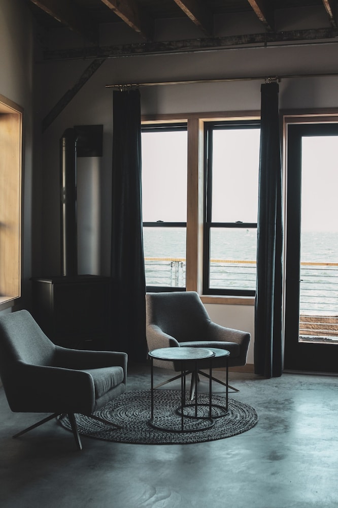 Bowline Hotel - photo 9