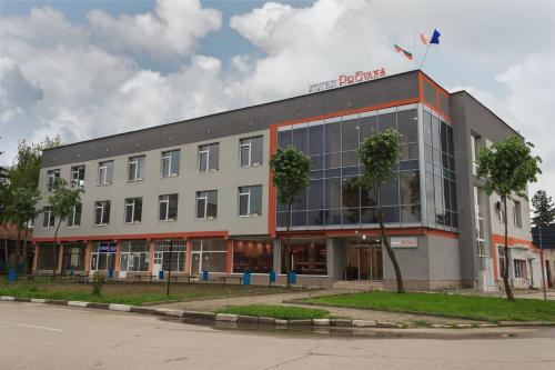 Provans Famili Hotel — Letnitsa