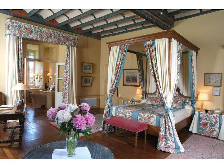 Château de La Verrerie — 4-Star Luxury Hotel in Aubigny-Sur-Nere, France