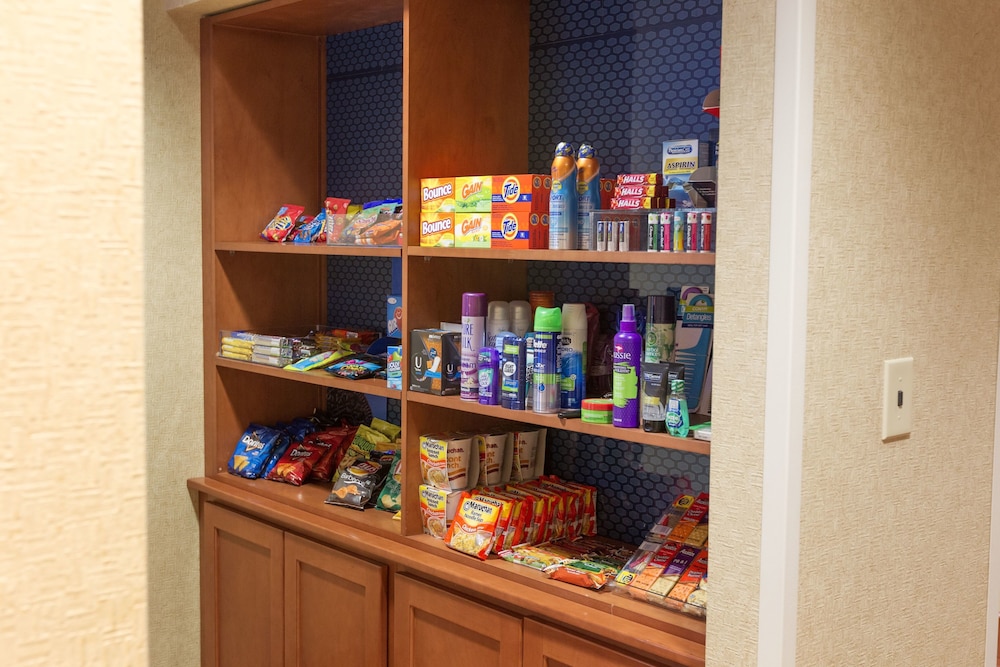 Hampton Inn & Suites Radcliff Fort Knox - photo 58