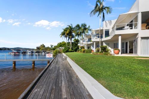 Noosa River Gardens 1 Hilton Terrace 76 — Tewantin — photo 2