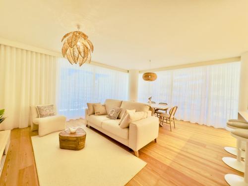 De Lux Spa & pool room Apartment — 4-Star Luxury Hotel in Armacao De Pera, Portugal