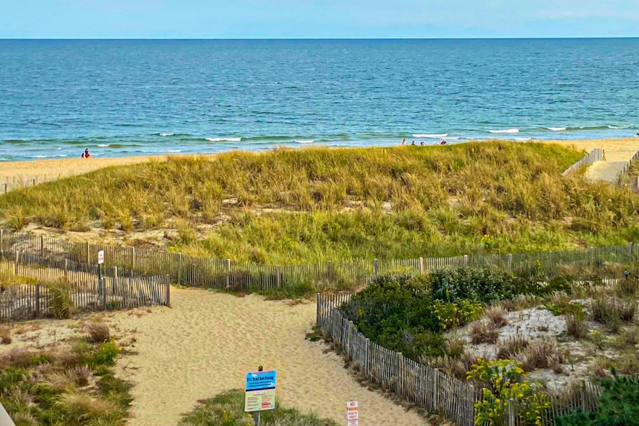 Surfs Edge 400 — 4-Star Luxury Hotel in Ocean City, United States