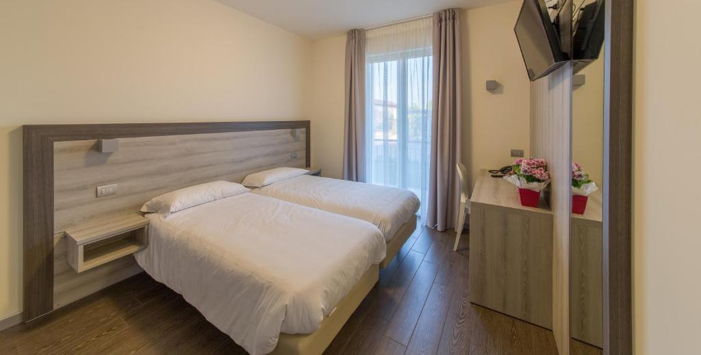 Hotel Panineria Colombera Rossa — Brescia — photo 4