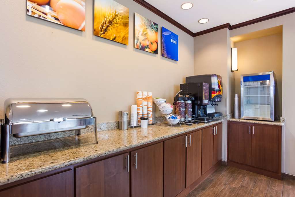 Comfort Suites Saraland North Mobile - photo 20